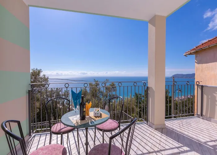Serena 2 Amazing Sea View - Happy Alassio